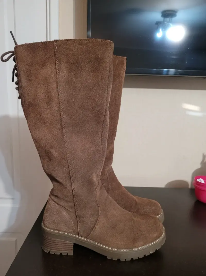Botas de gamuza café - 1
