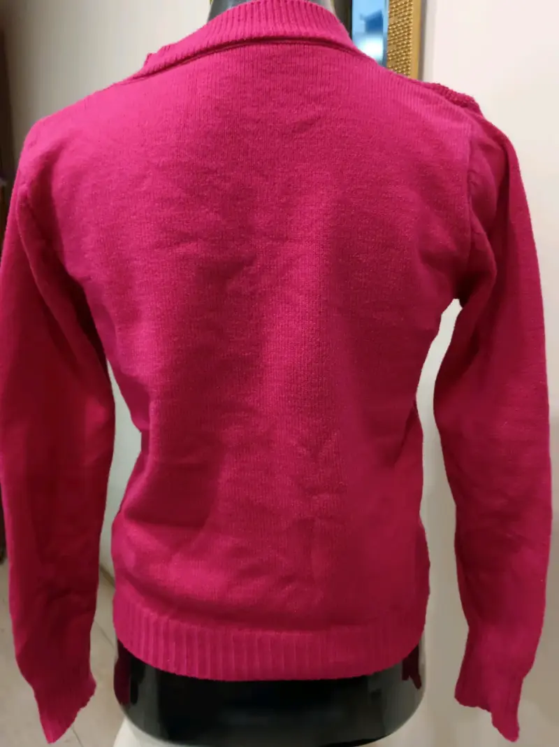 Suéter fucsia con textura - 2