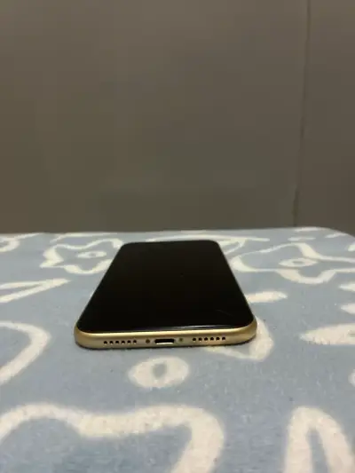 iPhone XR en excelente estado — MUY cuidado - miniatura 4