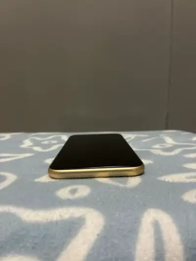 iPhone XR en excelente estado — MUY cuidado - miniatura 6