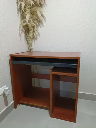 Escritorio de madera compacto - miniatura 1
