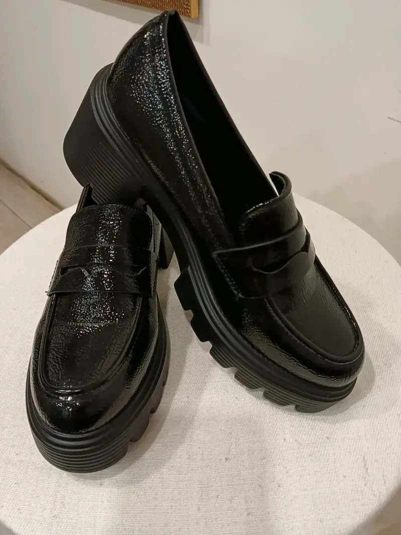 Mocasines negros de charol - Talla 38 - 2