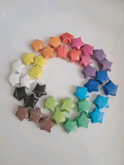 Estrellas de papel origami multicolores - miniatura 2