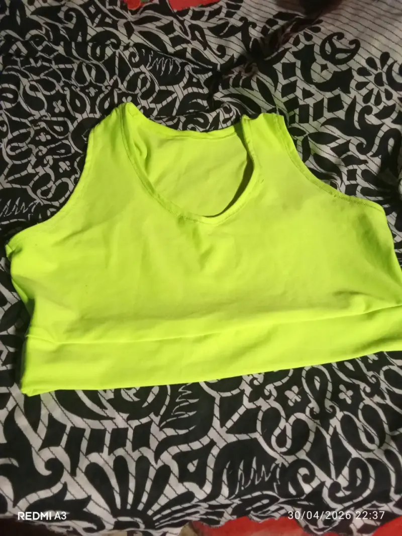 Conjunto deportivo amarillo - 1
