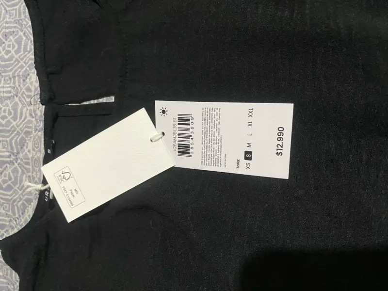 Blusa negra manga corta - 2
