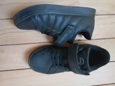 Zapatillas negras Maui - miniatura 2
