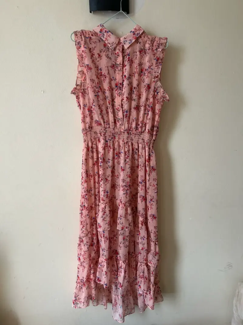 Vestido rosa floreado sin mangas talla M/L - 1