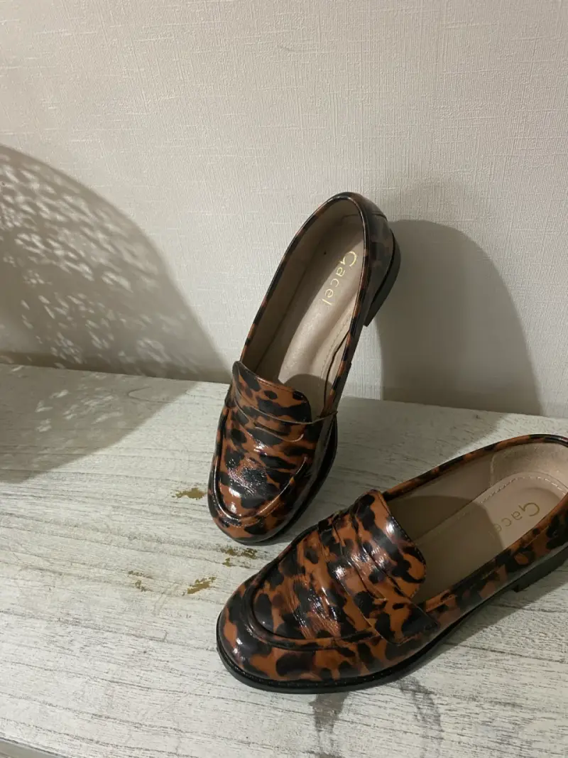 Zapatos mocasines de leopardo