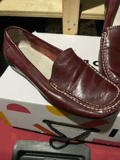 Zapatos mocasines burdeos de cuero - miniatura 1