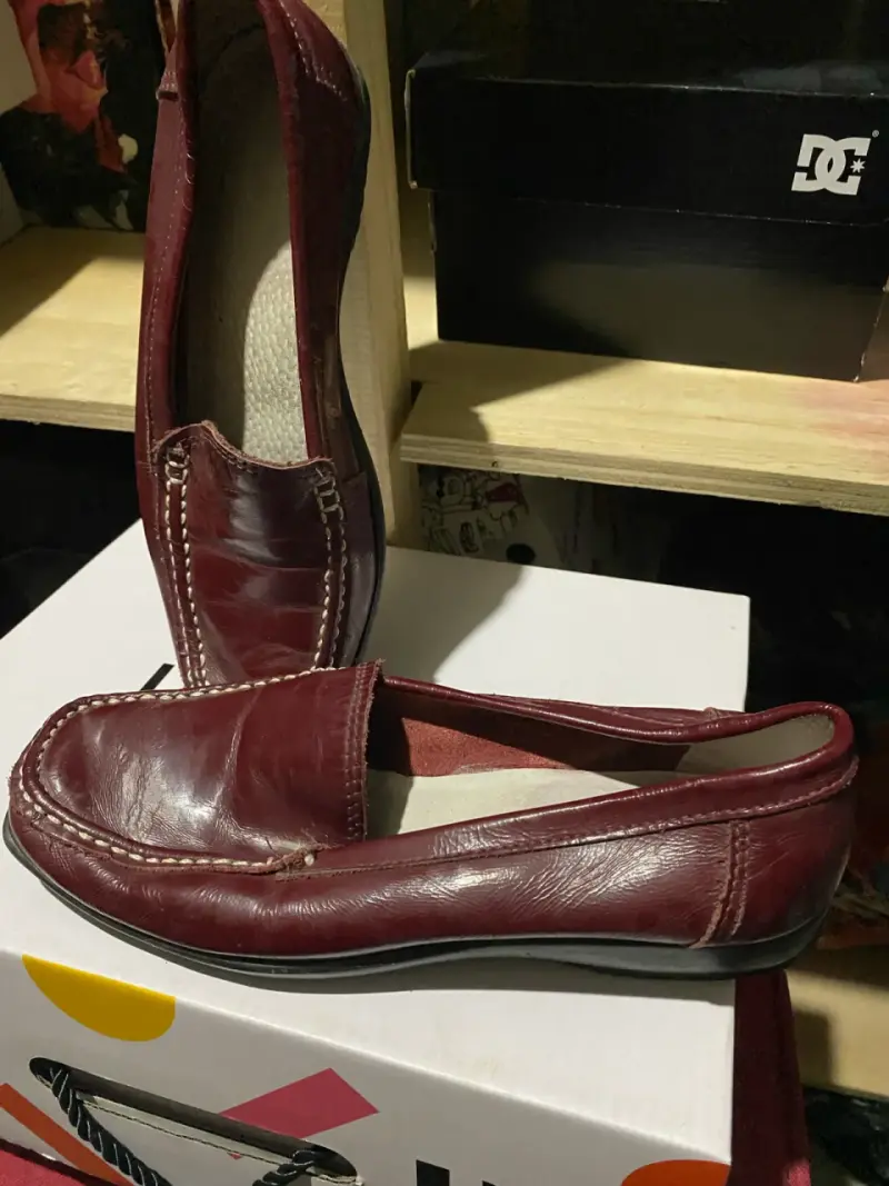 Zapatos mocasines burdeos de cuero - 2