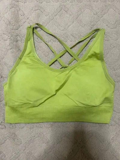 Top deportivo verde claro talla M - miniatura 1