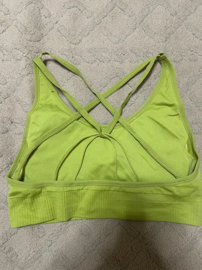 Top deportivo verde claro talla M - 2