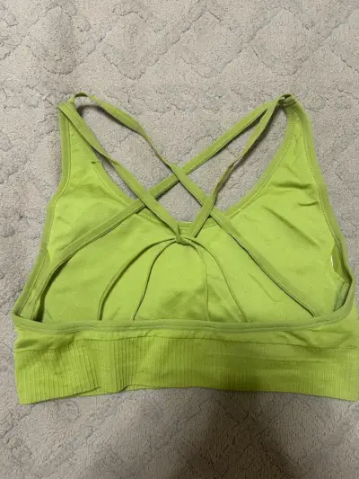 Top deportivo verde claro talla M - miniatura 2