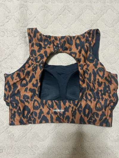 Top deportivo estampado leopardo talla M - miniatura 2
