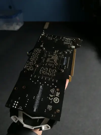 Tarjeta gráfica GTX 1060 MSI - miniatura 3