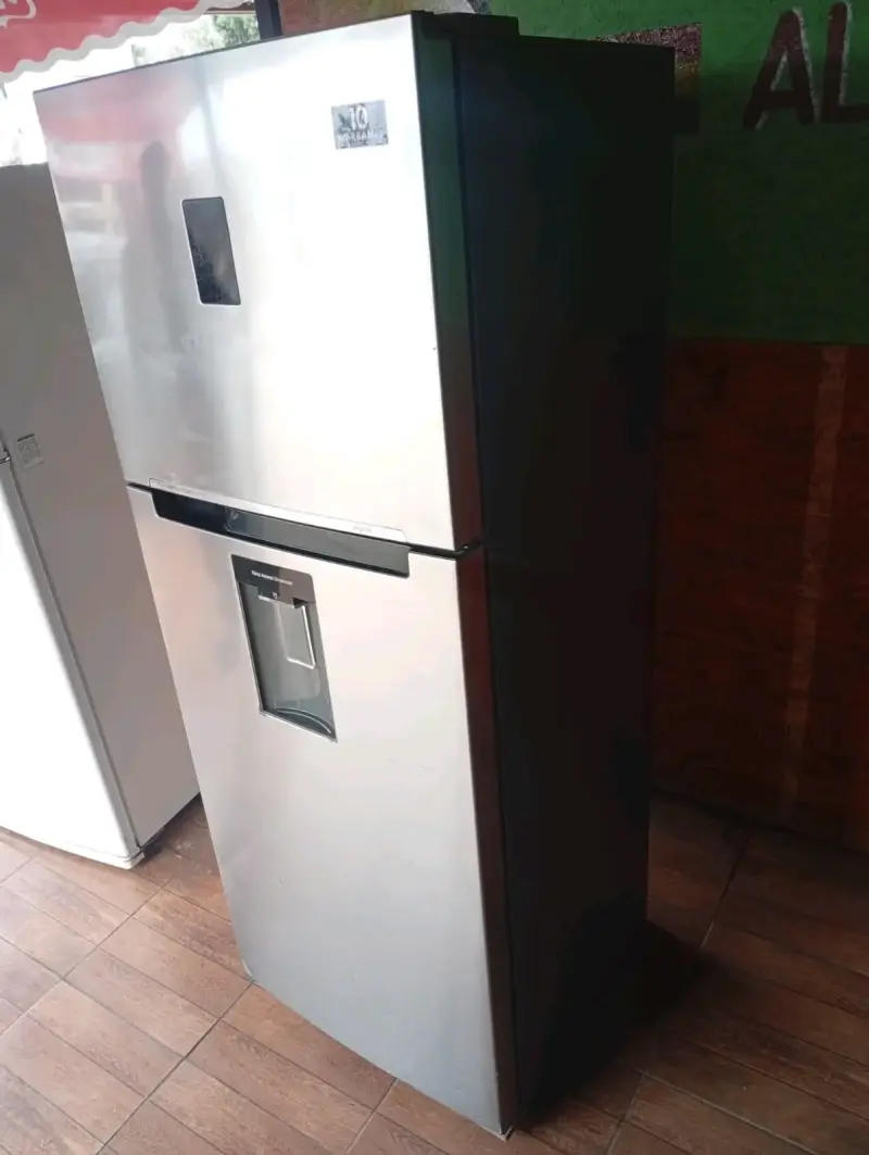 Refrigerador de acero inoxidable Samsung - 4