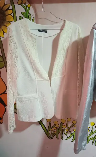 Chaqueta metálica plateada - miniatura 2