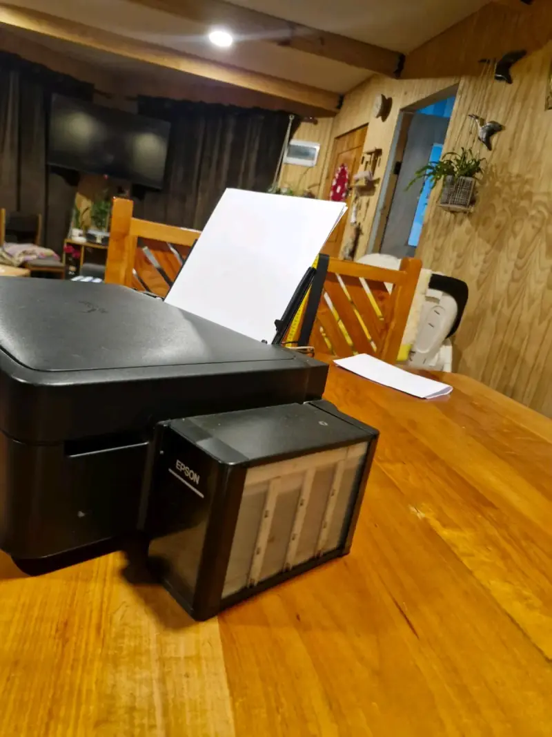 Impresora multifuncional Epson L220 - 4