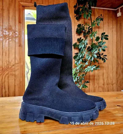 Botas negras de caña alta - miniatura 1