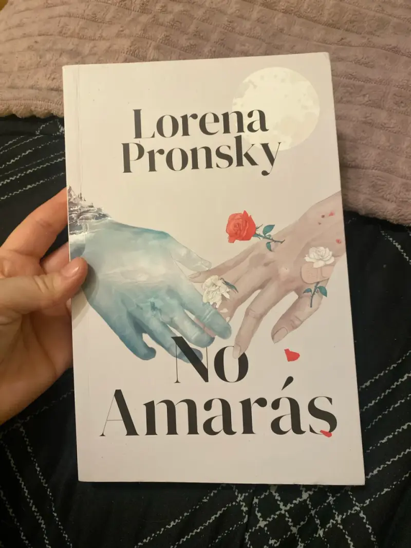Libro 'No Amarás' de Lorena Pronsky