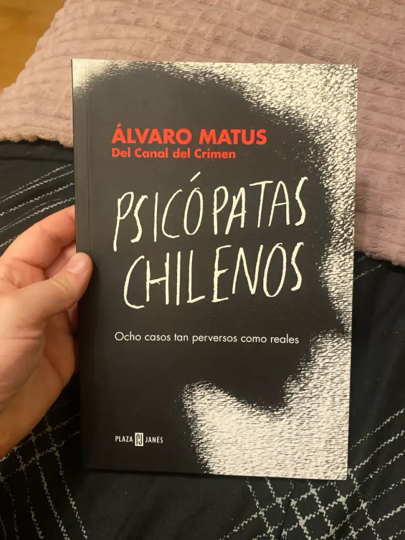 Libro Psicópatas Chilenos de Álvaro Matus