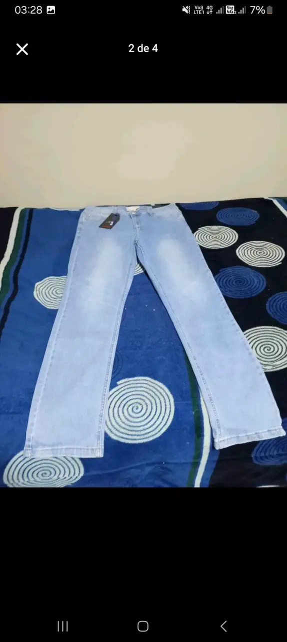 Jeans azul claro de mezclilla - 4