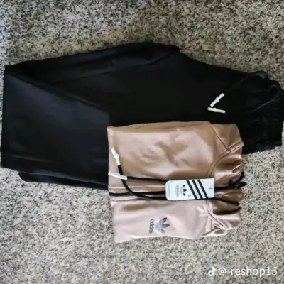 Set deportivo Adidas nuevo - miniatura 1