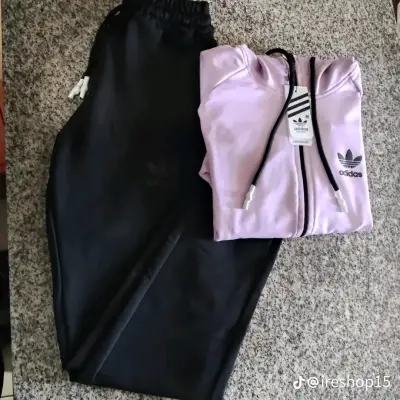 Set deportivo Adidas nuevo - miniatura 3