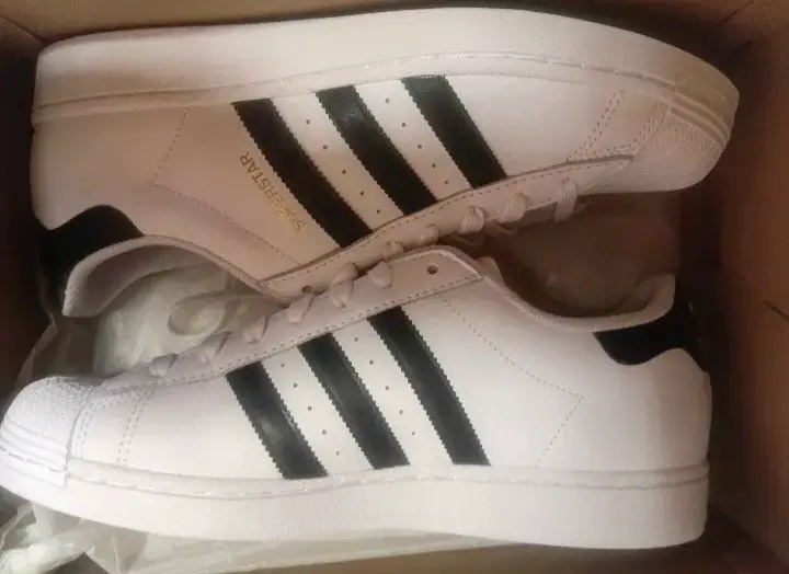 Zapatillas Adidas Superstar blancas - 3