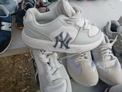 Zapatillas deportivas varias colores - miniatura 3