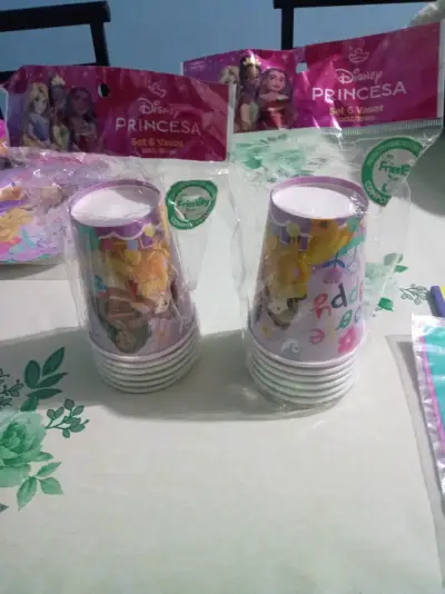 Set fiesta Princesas Disney - miniatura 3