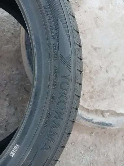 Neumático Yokohama BluEarth 205/45R17 - miniatura 3