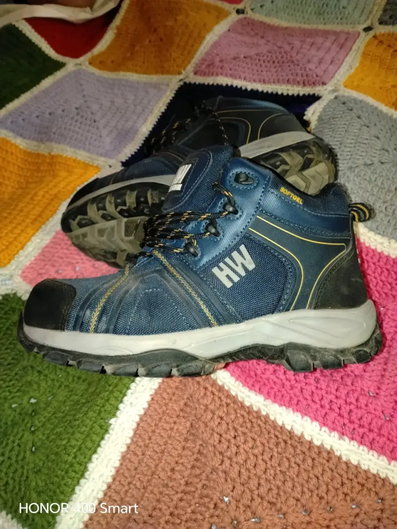 Zapatillas outdoor azules - 1