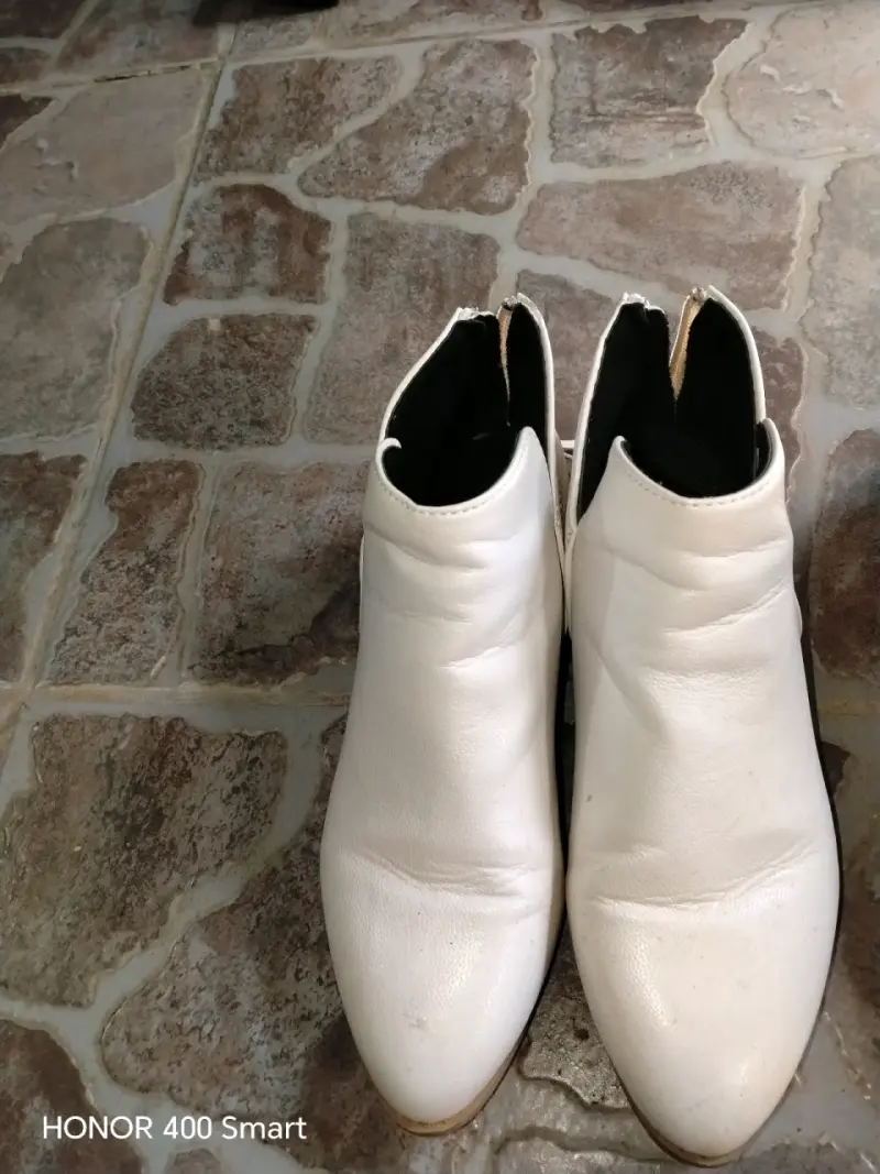 Botines blancos de cuero - 1
