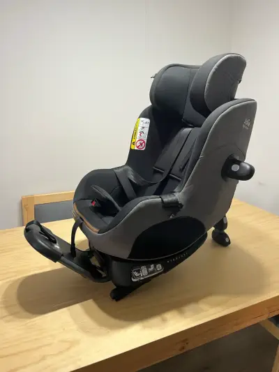 Silla de auto para bebé gris joie i-prodigi carbon - miniatura 2