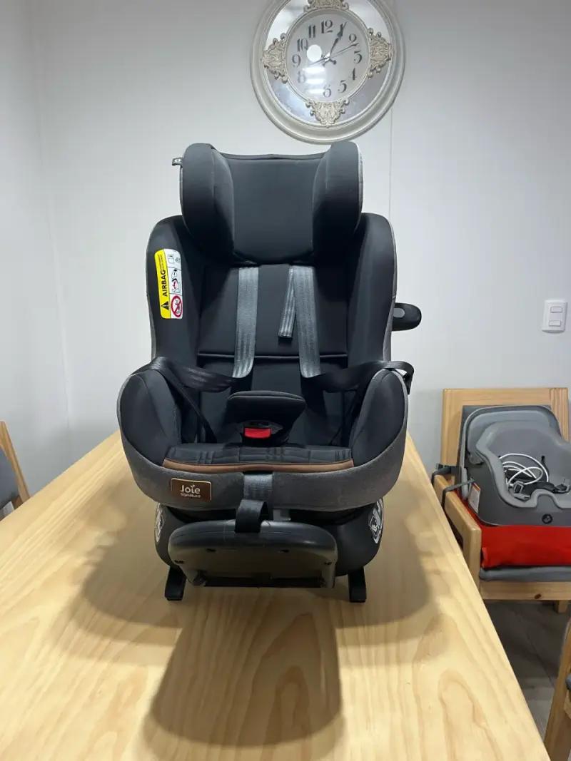 Silla de auto para bebé gris joie i-prodigi carbon - 4