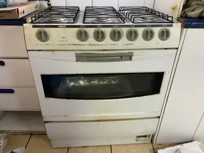 Cocina a gas Bosch usada - miniatura 1