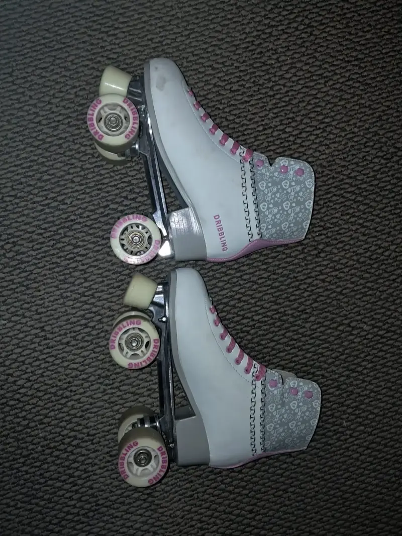 Patines roller blancos y rosas - 2