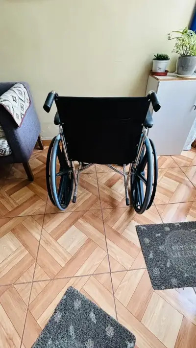 Silla de ruedas plegable ortopédica - miniatura 3