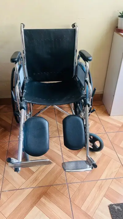Silla de ruedas plegable ortopédica - miniatura 4