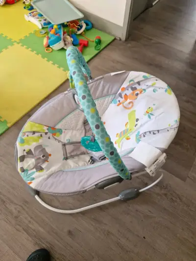 Silla mecedora para bebé - miniatura 5