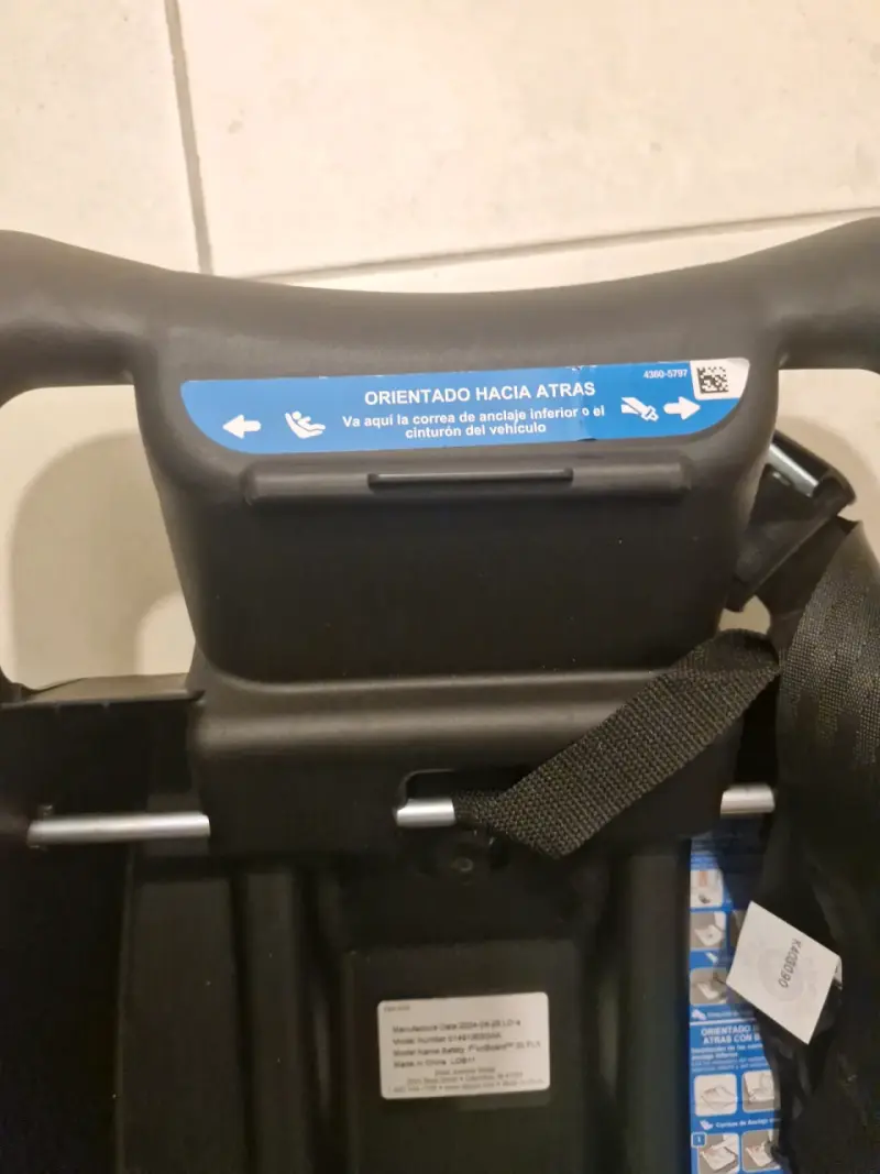 Silla de auto infantil con base safety - 5