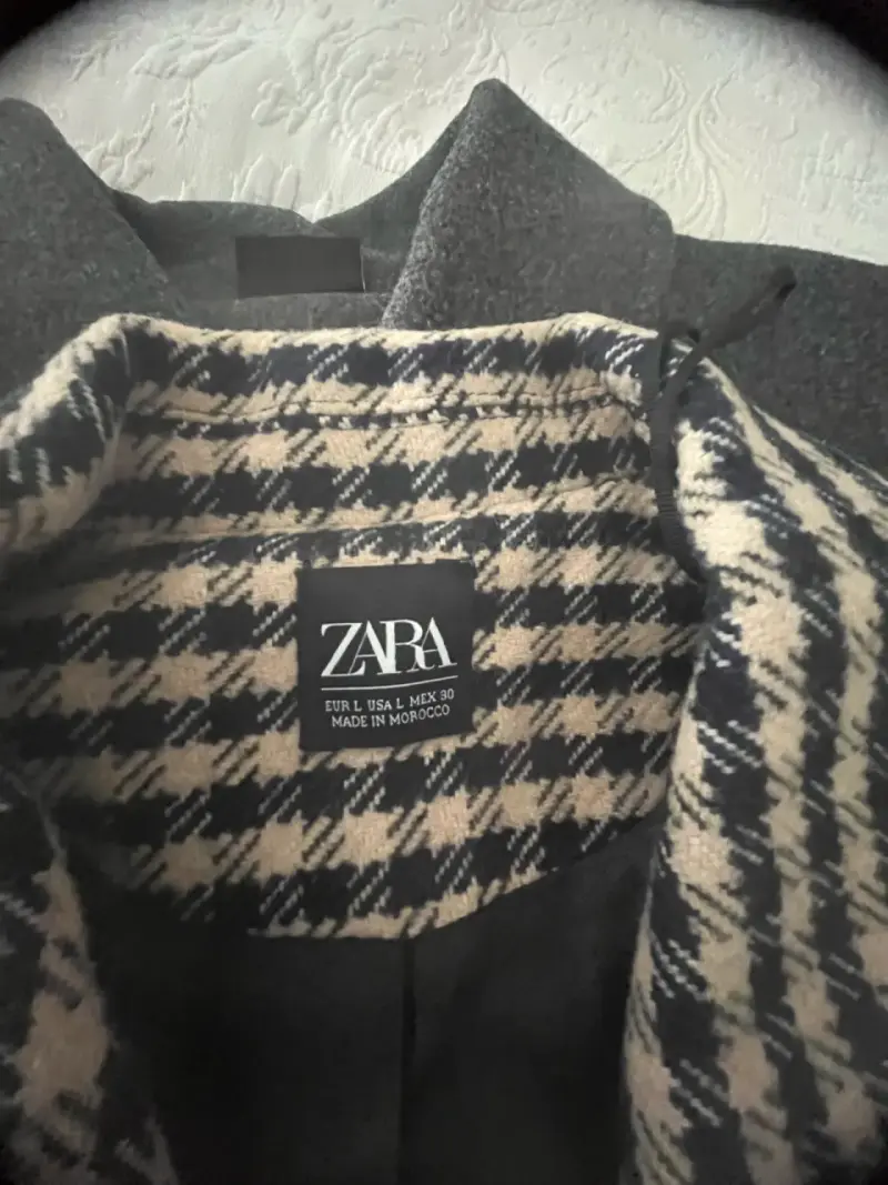 Abrigo a cuadros Zara - 2