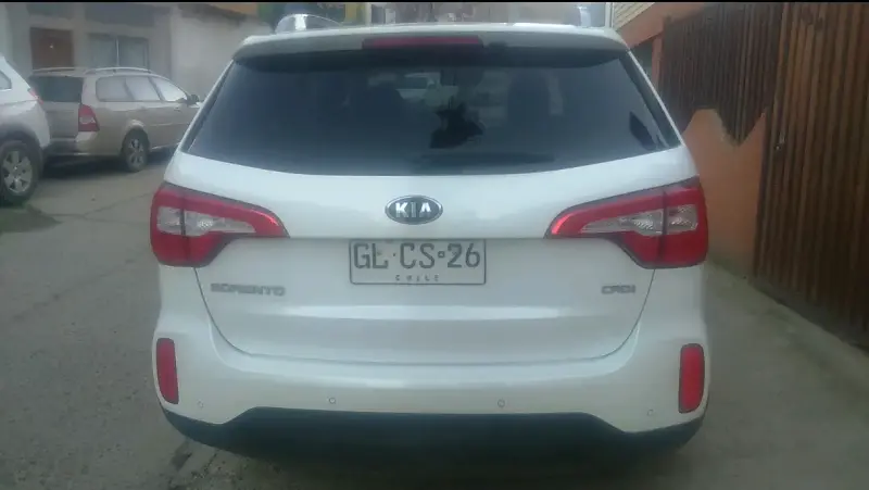 KIA Sorento 2014 en excelente estado - 1