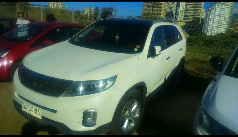 KIA Sorento 2014 en excelente estado - 5