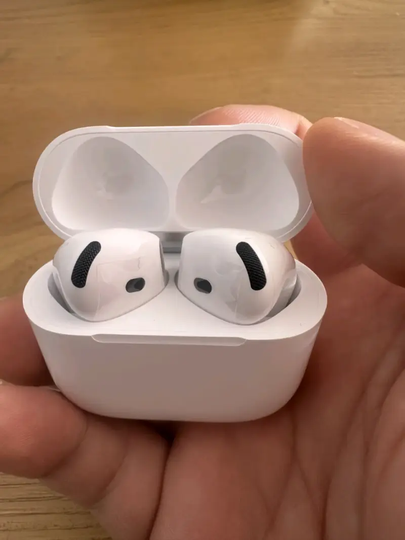 airpods 4ta generacion - 3