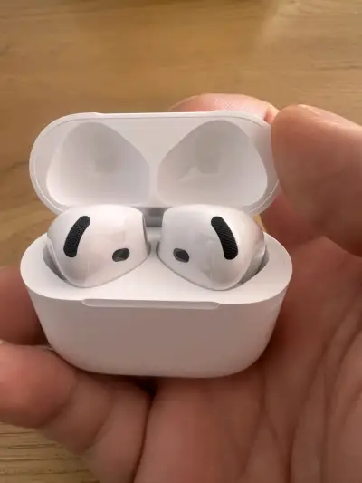 airpods 4ta generacion - miniatura 3