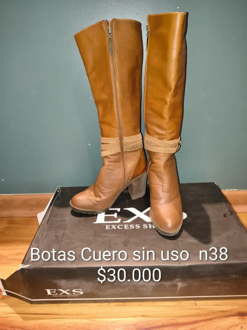 Botas de cuero marrón nuevas - 1