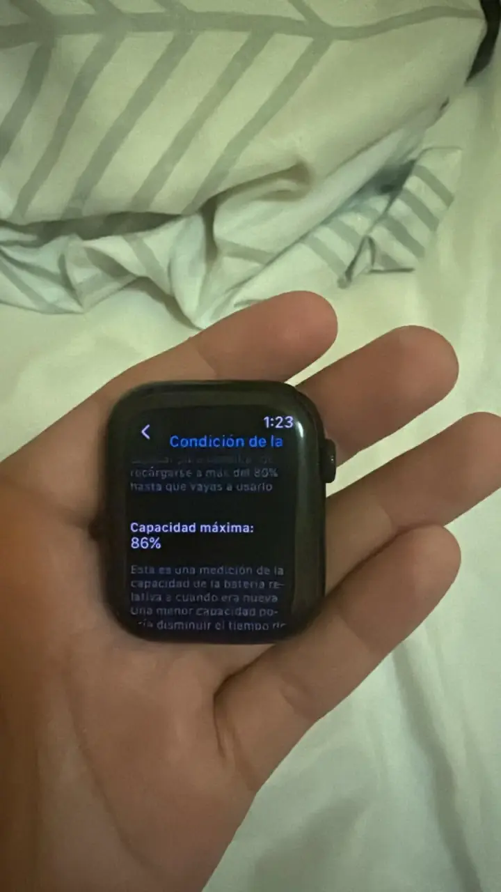 Apple Watch Series 9 45mm - 6