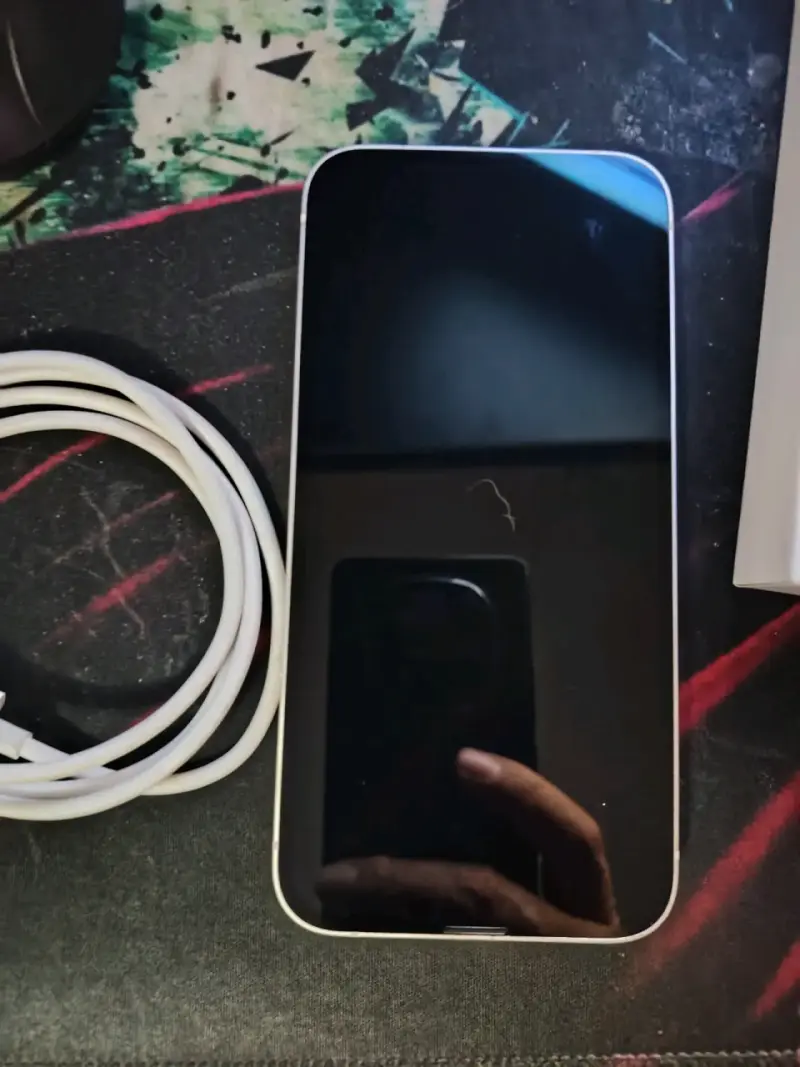 iPhone 13 128 gb - 1